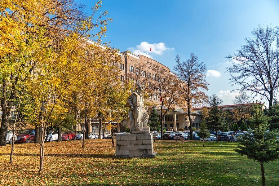 Ankara Üniversitesi Kampüs Yaşamı Hakkında Hap Bilgiler 